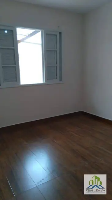 Casa com 3 quartos para alugar, 120m2 em Vila Campesina, Osasco - SP - imagem 7 Foto 7 de Casa com 3 quartos para alugar, 120m2 em Vila Campesina, Osasco - SP