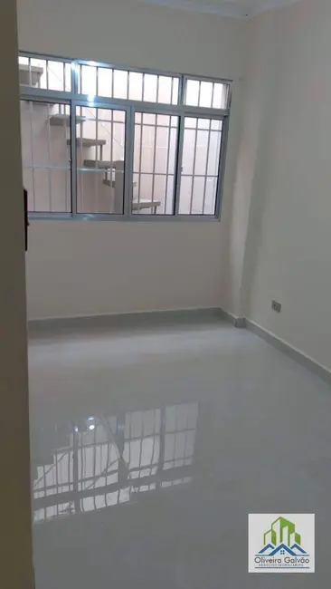 Casa com 3 quartos para alugar, 120m2 em Vila Campesina, Osasco - SP - imagem 5 Foto 5 de Casa com 3 quartos para alugar, 120m2 em Vila Campesina, Osasco - SP