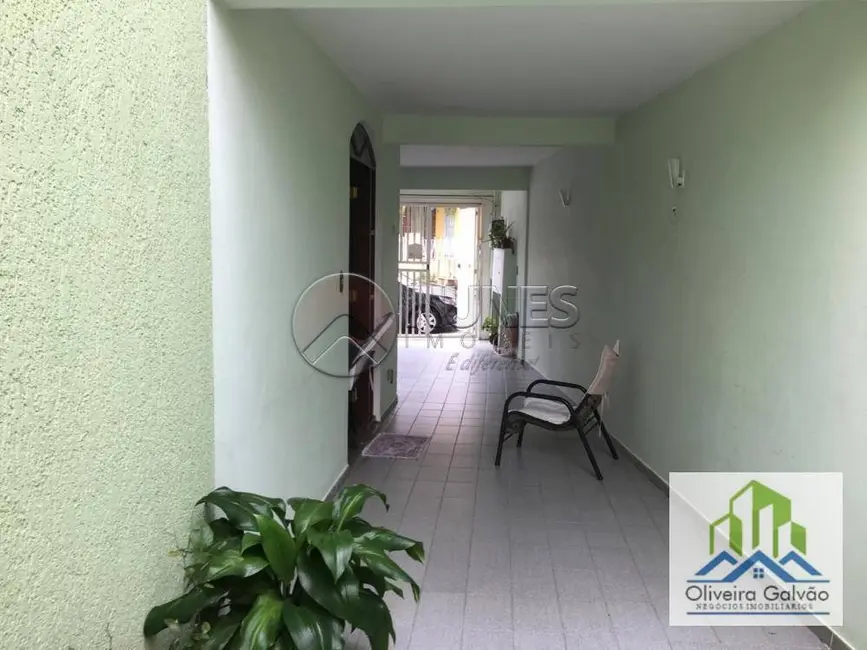 Foto 2 de Casa com 3 quartos à venda, 125m2 em Ayrosa, Osasco - SP