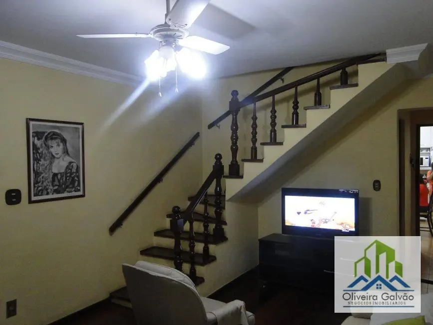 Foto 3 de Casa com 3 quartos à venda, 125m2 em Ayrosa, Osasco - SP