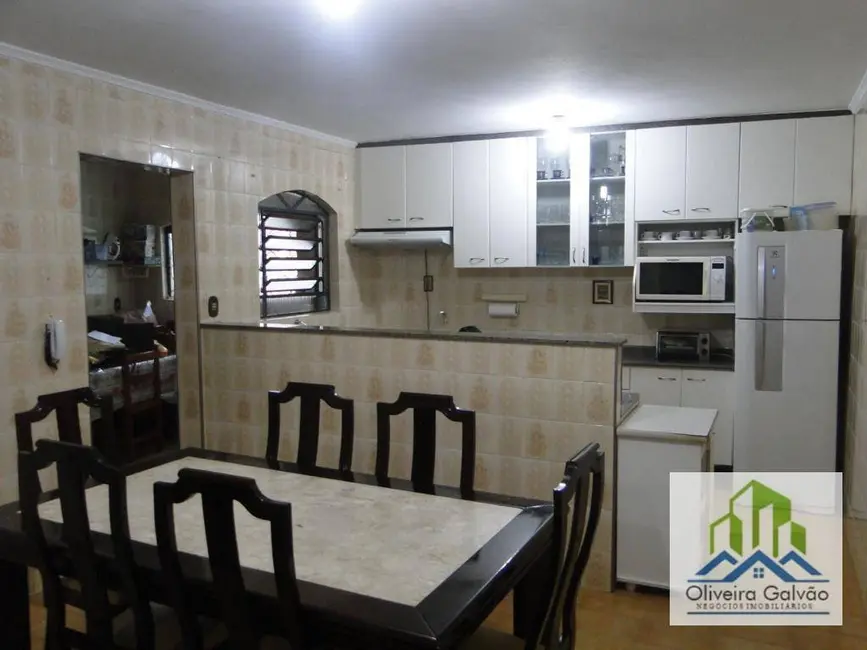 Foto 4 de Casa com 3 quartos à venda, 125m2 em Ayrosa, Osasco - SP
