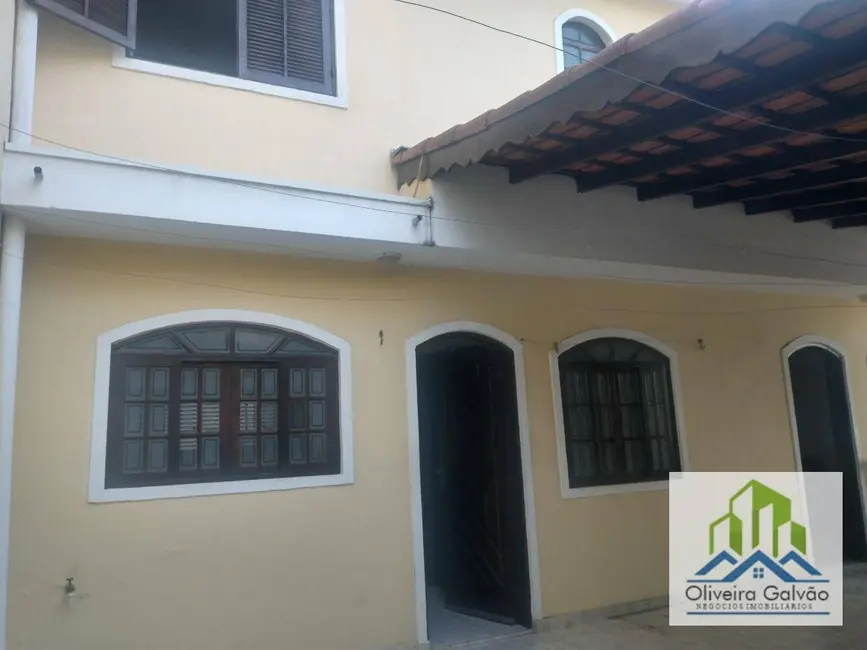 Foto 3 de Casa com 3 quartos à venda, 127m2 em Vila Creti, Carapicuiba - SP