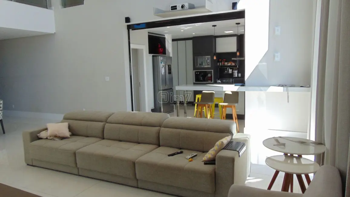 Casa de Condomínio com 5 quartos à venda, 420m2 em Boulevard Lagoa, Serra - ES - imagem 9 Foto 9 de Casa de Condomínio com 5 quartos à venda, 420m2 em Boulevard Lagoa, Serra - ES