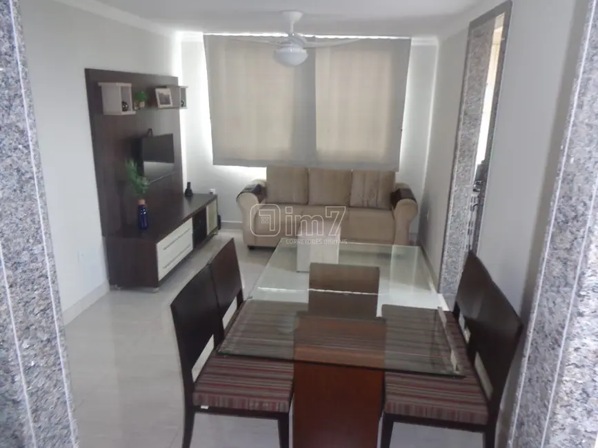 Foto 3 de Apartamento com 3 quartos à venda, 70m2 em São Conrado, Cariacica - ES