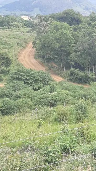 Foto 8 de Chácara à venda, 1000m2 em Vila Merlo, Cariacica - ES