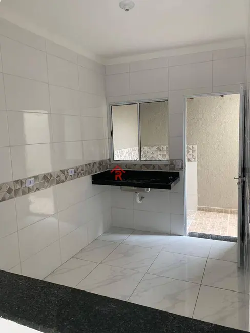 Foto 3 de Casa de Condomínio com 2 quartos à venda, 45m2 em Mirim, Praia Grande - SP