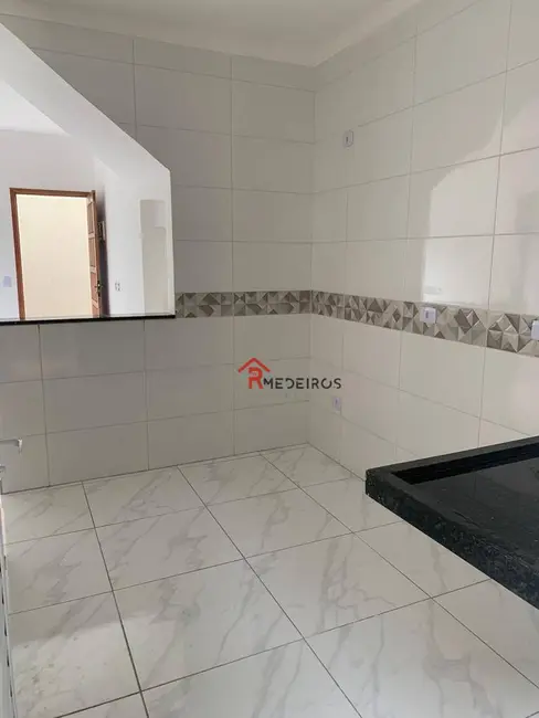 Foto 4 de Casa de Condomínio com 2 quartos à venda, 45m2 em Mirim, Praia Grande - SP