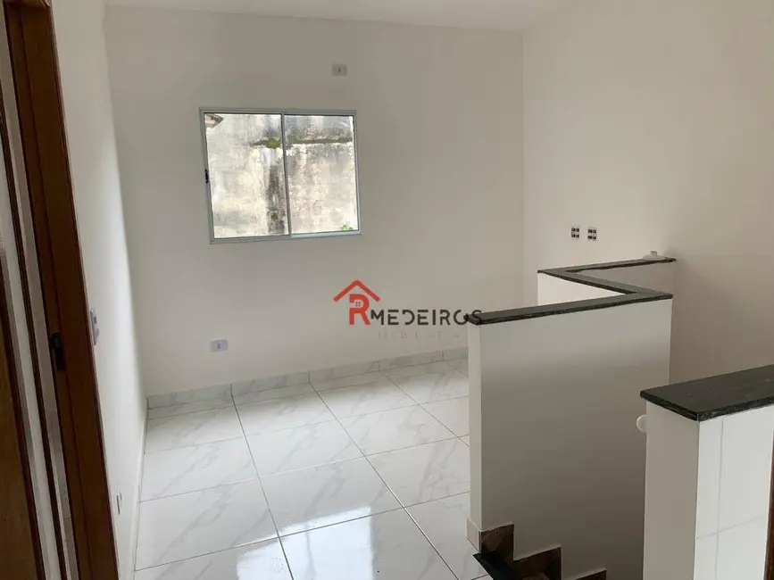 Foto 1 de Casa de Condomínio com 2 quartos à venda, 51m2 em Mirim, Praia Grande - SP