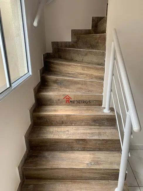 Foto 4 de Casa de Condomínio com 2 quartos à venda, 60m2 em Mirim, Praia Grande - SP