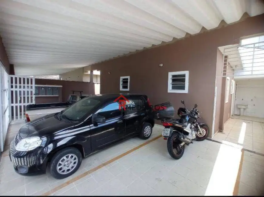 Foto 2 de Casa com 2 quartos à venda, 41m2 em Praia Grande - SP