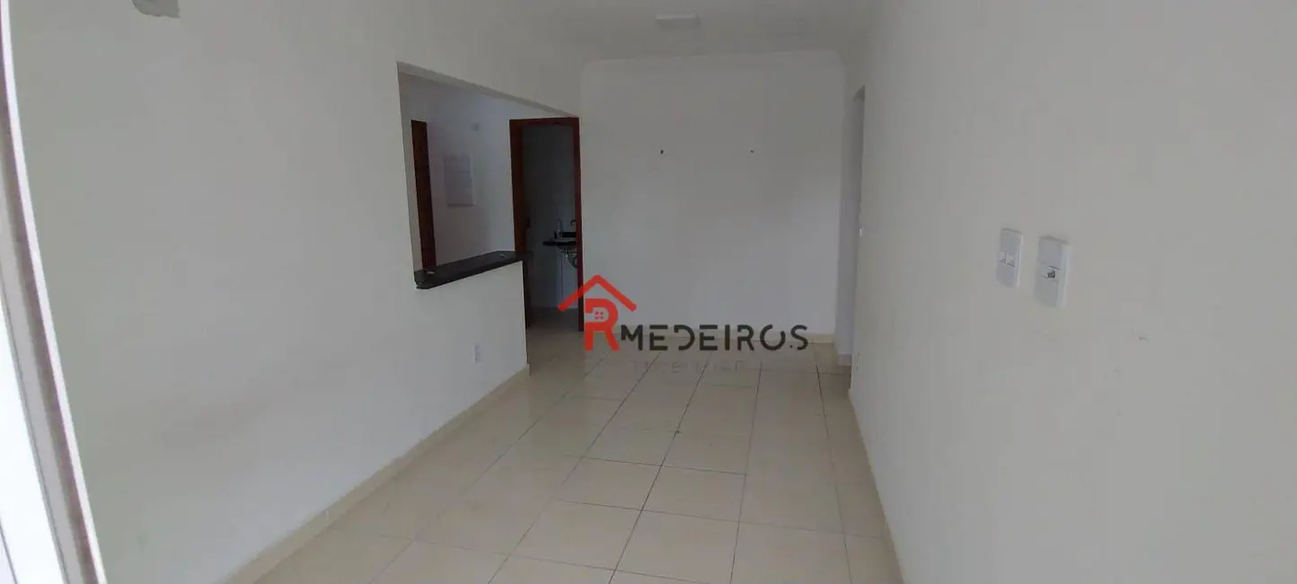 Foto 1 de Apartamento com 2 quartos à venda, 71m2 em Caiçara, Praia Grande - SP