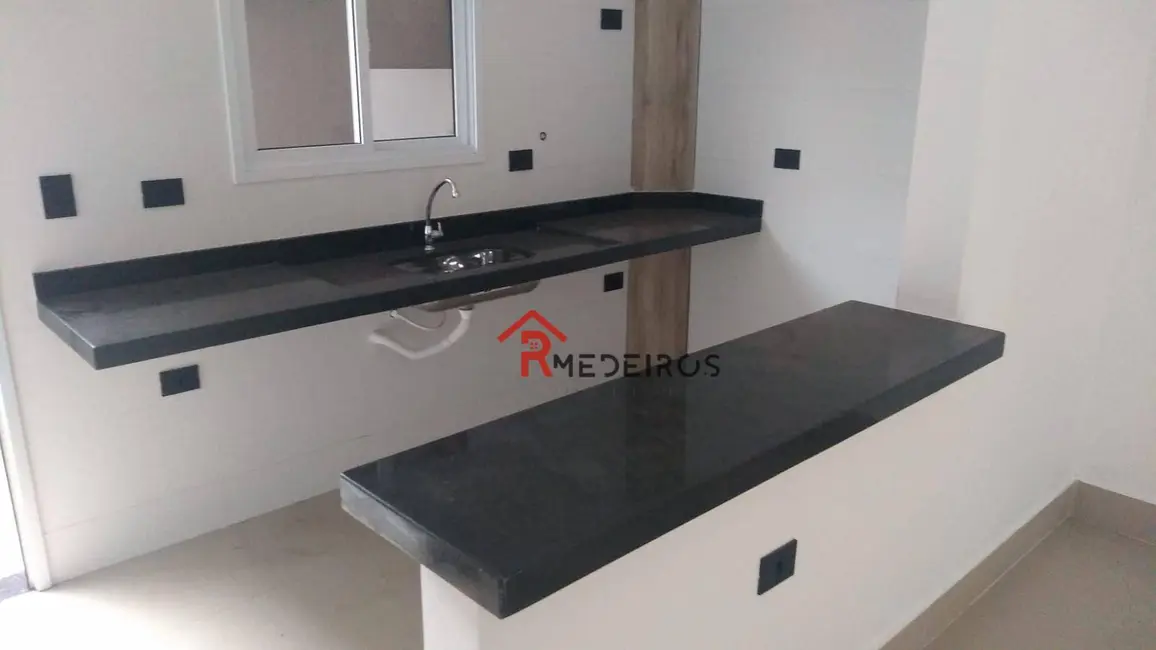 Foto 3 de Sobrado com 2 quartos à venda, 65m2 em Ocian, Praia Grande - SP
