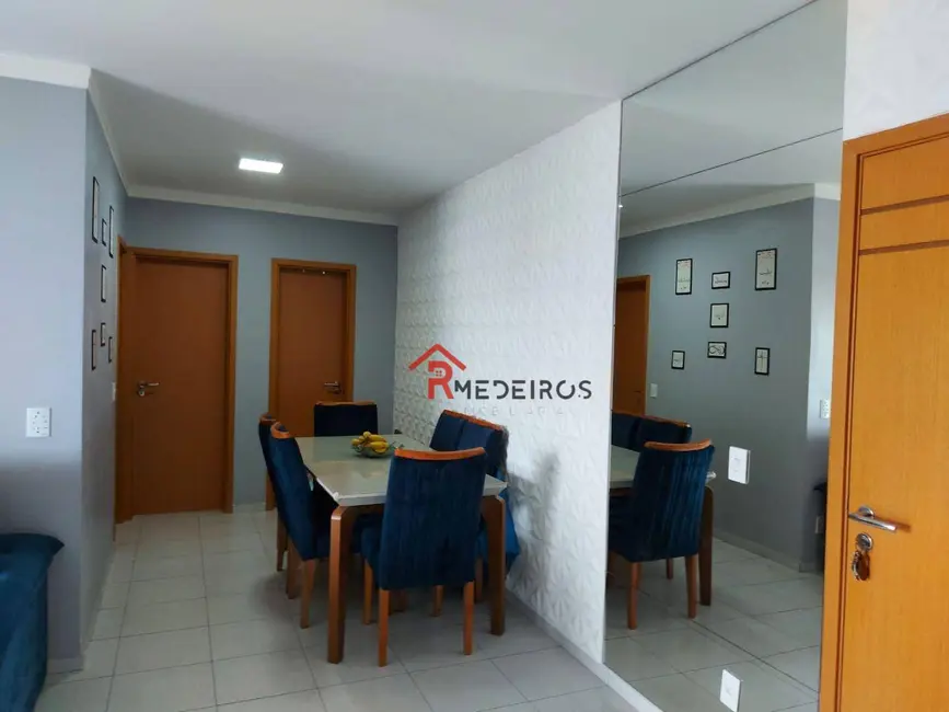 Foto 2 de Apartamento com 2 quartos à venda, 90m2 em Praia Grande - SP