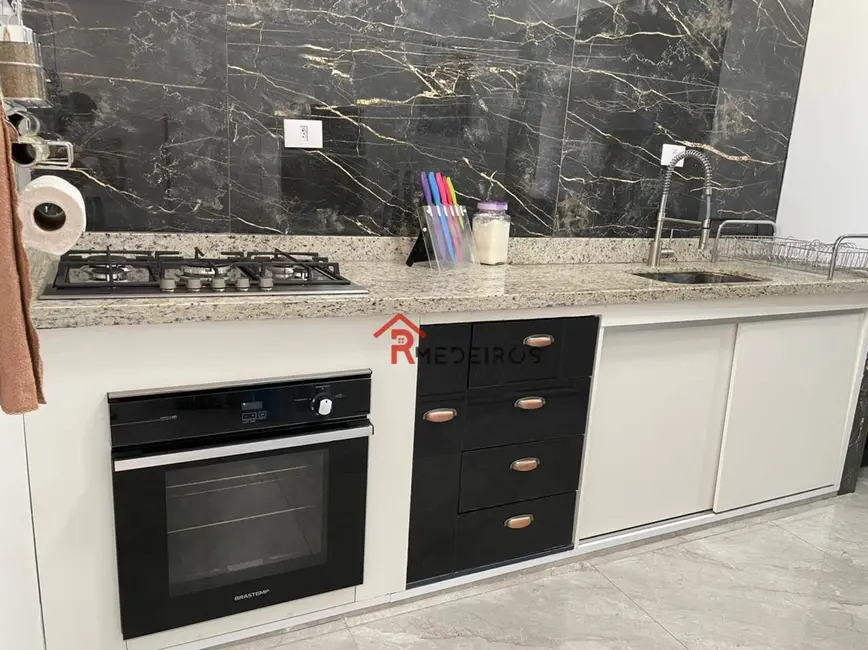 Apartamento com 2 quartos à venda, 71m2 em Canto do Forte, Praia Grande - SP - imagem 7 Foto 7 de Apartamento com 2 quartos à venda, 71m2 em Canto do Forte, Praia Grande - SP