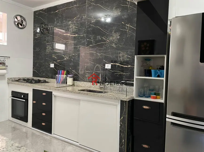 Apartamento com 2 quartos à venda, 71m2 em Canto do Forte, Praia Grande - SP - imagem 6 Foto 6 de Apartamento com 2 quartos à venda, 71m2 em Canto do Forte, Praia Grande - SP