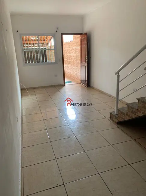 Sobrado com 2 quartos à venda, 100m2 em Praia Grande - SP - imagem 3 Foto 3 de Sobrado com 2 quartos à venda, 100m2 em Praia Grande - SP
