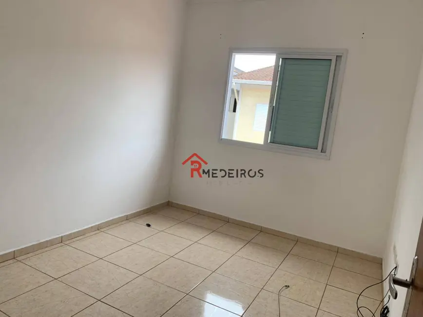 Sobrado com 2 quartos à venda, 100m2 em Praia Grande - SP - imagem 7 Foto 7 de Sobrado com 2 quartos à venda, 100m2 em Praia Grande - SP