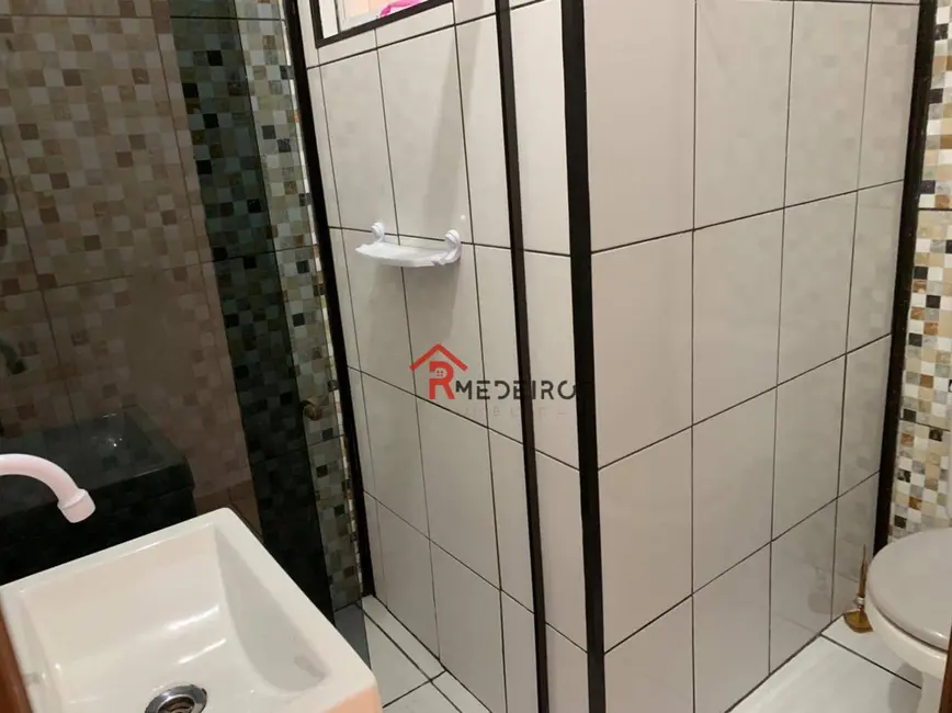 Sobrado com 2 quartos à venda, 100m2 em Praia Grande - SP - imagem 9 Foto 9 de Sobrado com 2 quartos à venda, 100m2 em Praia Grande - SP