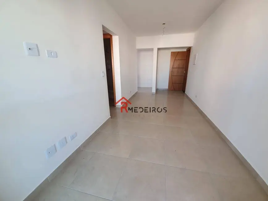 Foto 2 de Apartamento com 2 quartos à venda, 64m2 em Praia Grande - SP