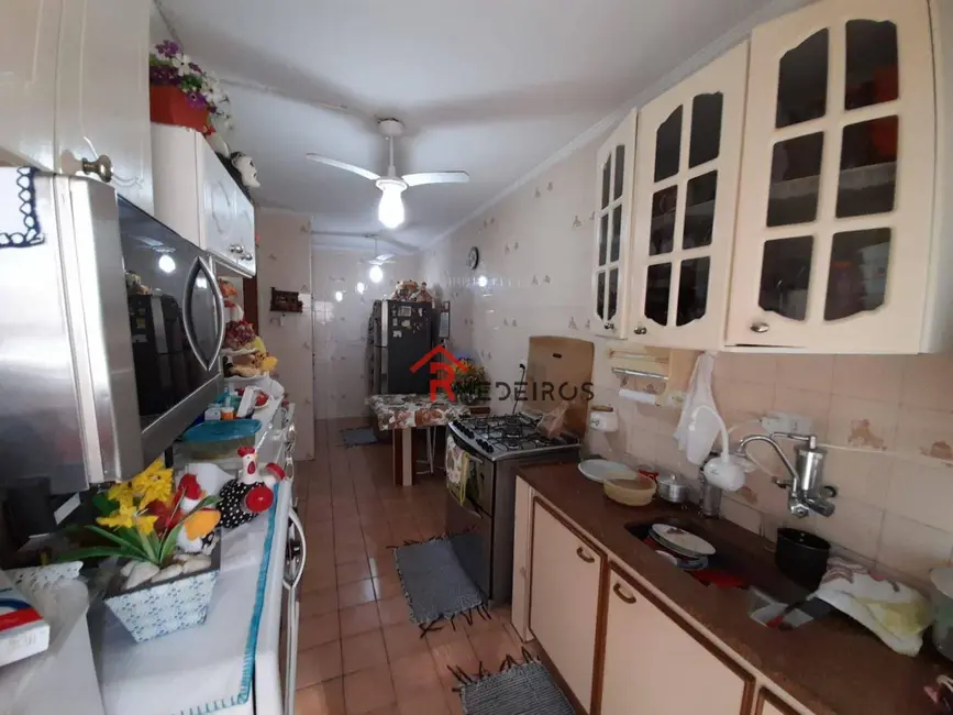 Foto 5 de Apartamento com 3 quartos à venda, 145m2 em Guilhermina, Praia Grande - SP
