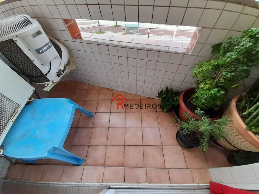 Foto 3 de Apartamento com 3 quartos à venda, 145m2 em Guilhermina, Praia Grande - SP