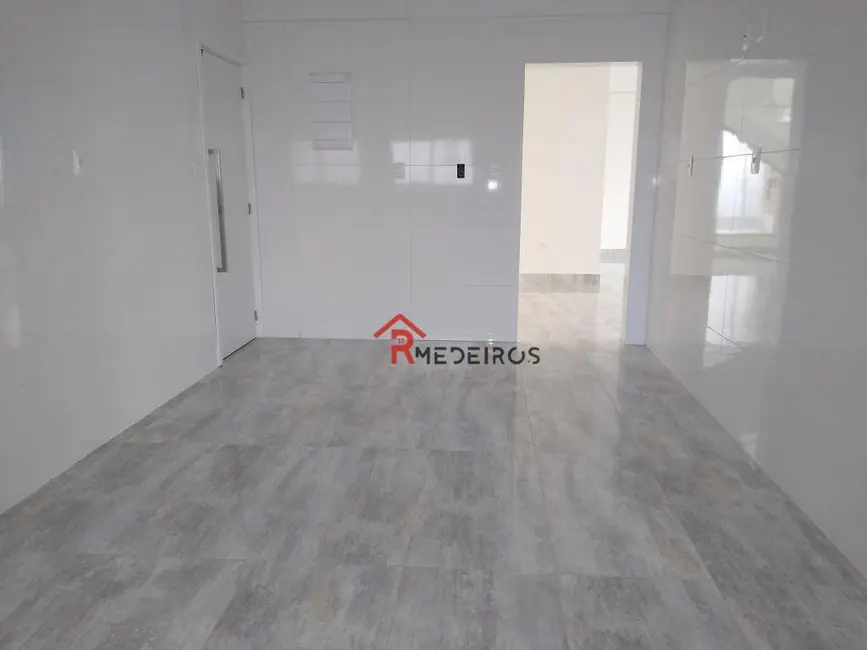 Cobertura com 4 quartos à venda, 283m2 em Canto do Forte, Praia Grande - SP - imagem 8 Foto 8 de Cobertura com 4 quartos à venda, 283m2 em Canto do Forte, Praia Grande - SP