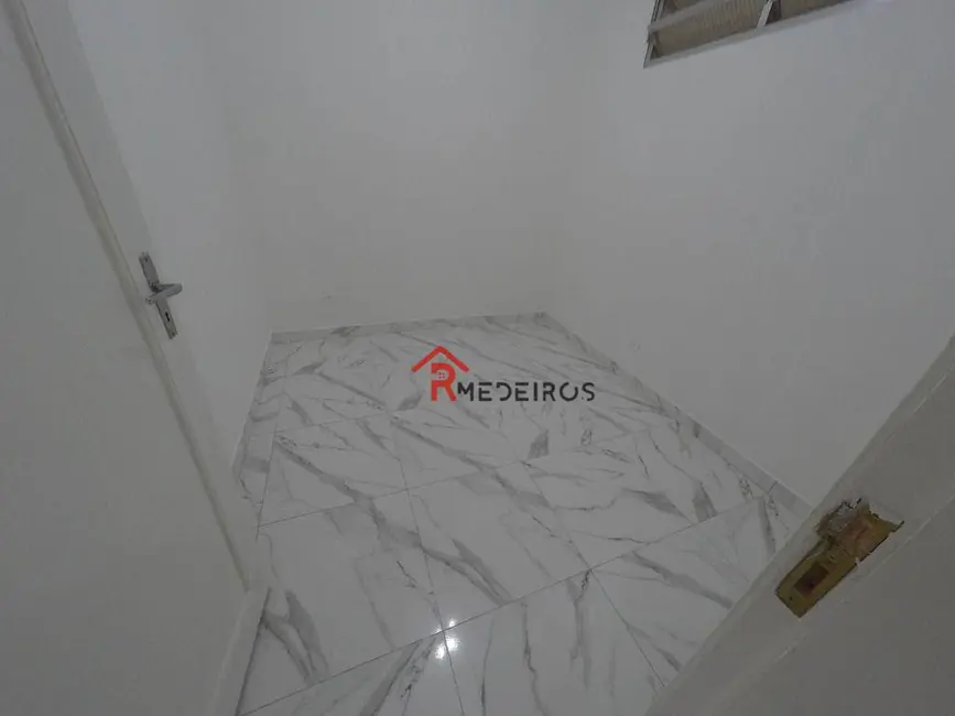 Apartamento com 2 quartos à venda, 45m2 em Praia Grande - SP - imagem 9 Foto 9 de Apartamento com 2 quartos à venda, 45m2 em Praia Grande - SP