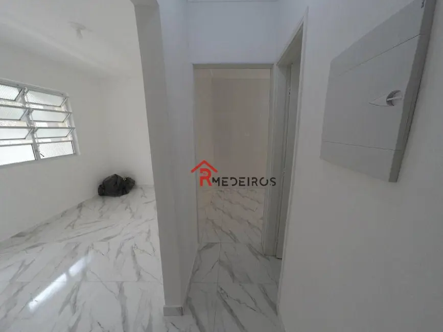 Apartamento com 2 quartos à venda, 45m2 em Praia Grande - SP - imagem 3 Foto 3 de Apartamento com 2 quartos à venda, 45m2 em Praia Grande - SP