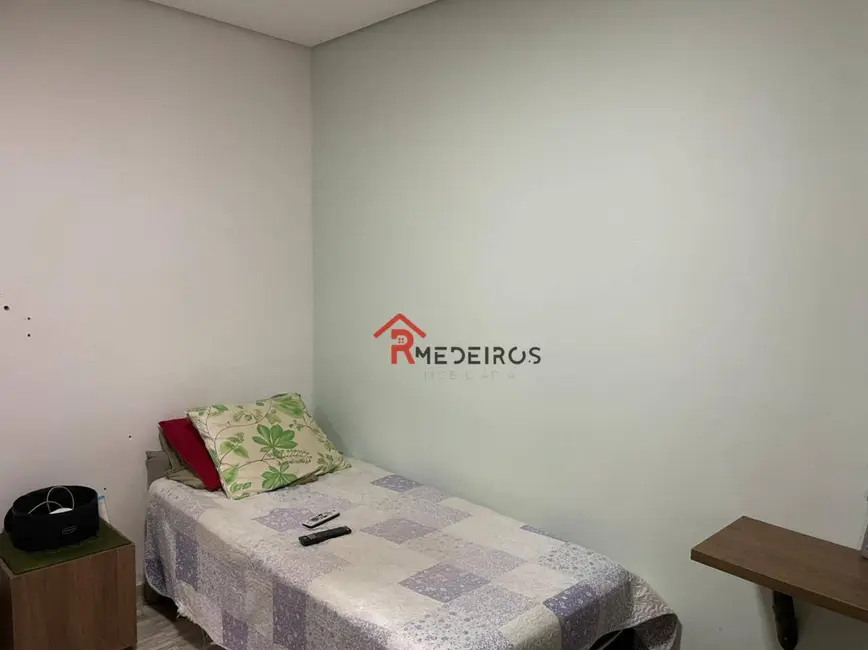 Sobrado com 3 quartos à venda, 170m2 em Praia Grande - SP - imagem 7 Foto 7 de Sobrado com 3 quartos à venda, 170m2 em Praia Grande - SP