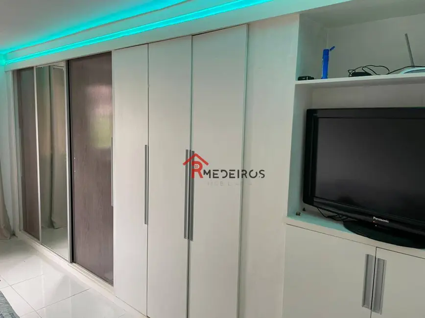 Sobrado com 3 quartos à venda, 170m2 em Praia Grande - SP - imagem 5 Foto 5 de Sobrado com 3 quartos à venda, 170m2 em Praia Grande - SP