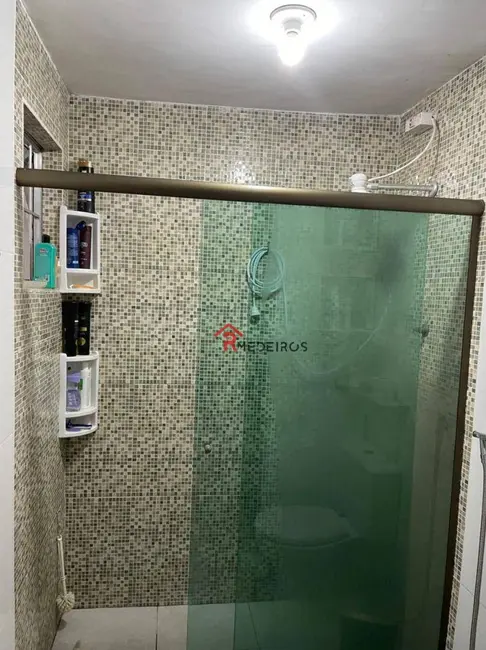 Sobrado com 3 quartos à venda, 170m2 em Praia Grande - SP - imagem 9 Foto 9 de Sobrado com 3 quartos à venda, 170m2 em Praia Grande - SP
