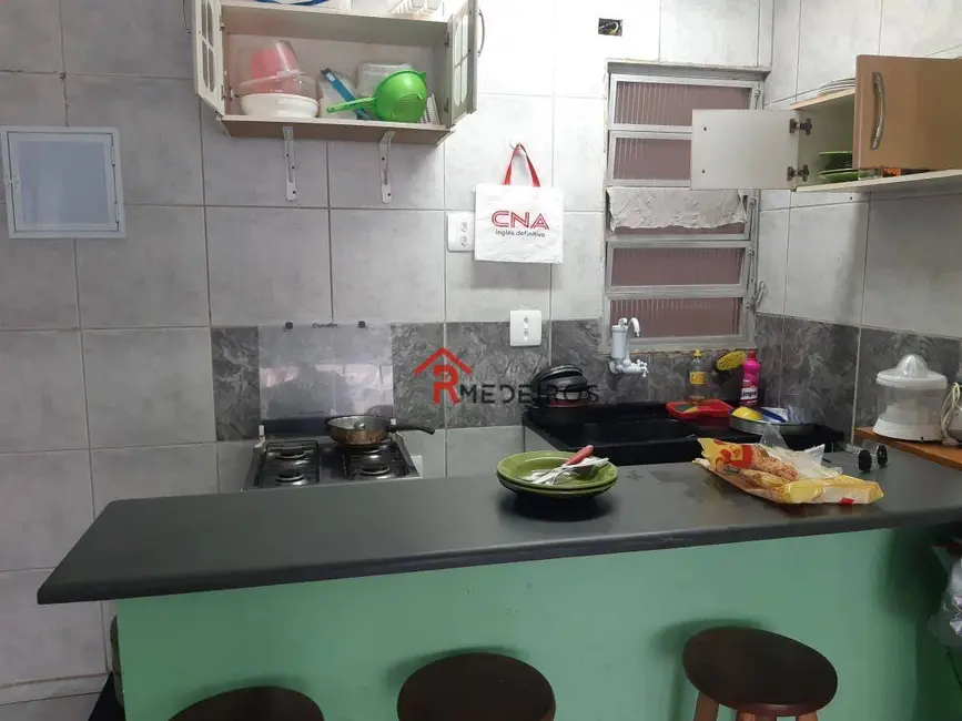 Kitnet com 1 quarto à venda, 32m2 em Aviação, Praia Grande - SP - imagem 4 Foto 4 de Kitnet com 1 quarto à venda, 32m2 em Aviação, Praia Grande - SP