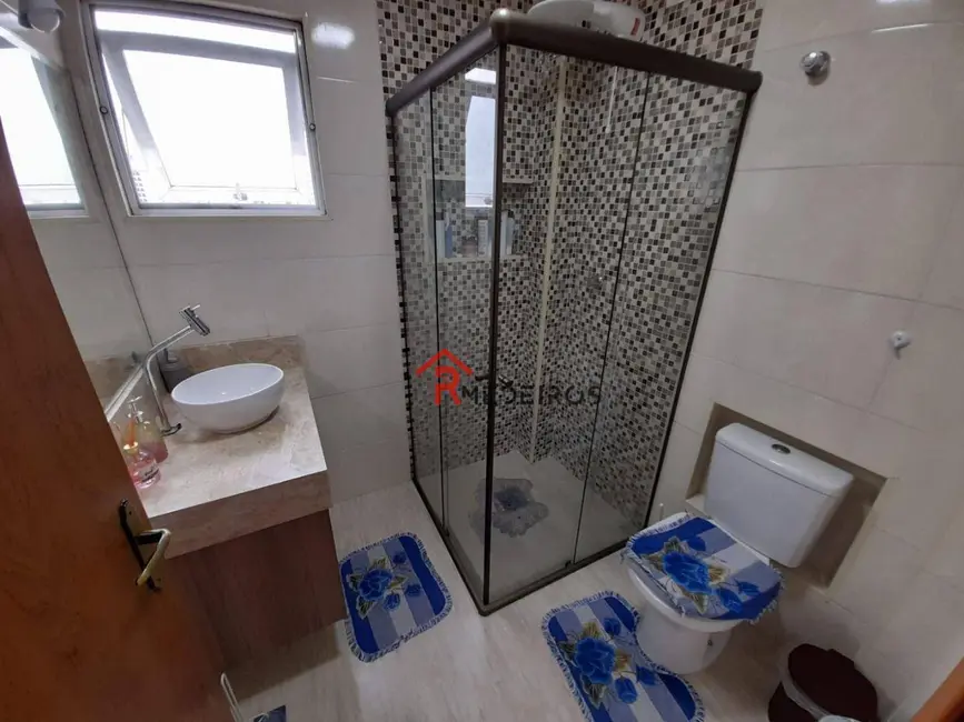 Apartamento com 3 quartos à venda, 100m2 em Guilhermina, Praia Grande - SP - imagem 8 Foto 8 de Apartamento com 3 quartos à venda, 100m2 em Guilhermina, Praia Grande - SP