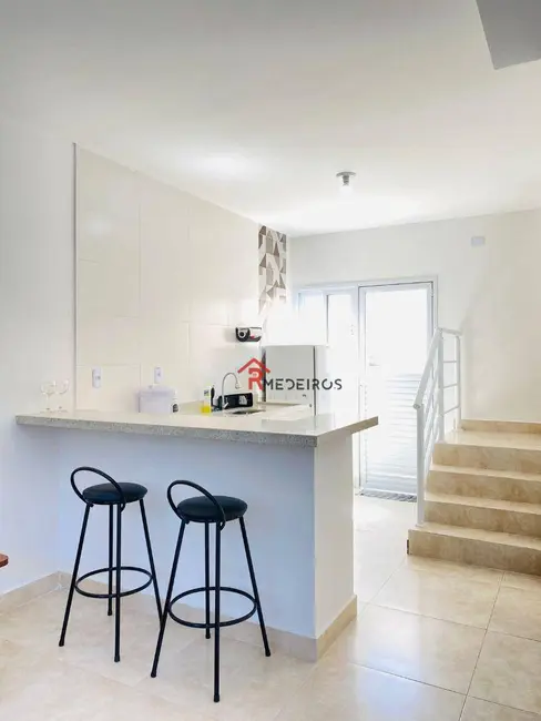Foto 7 de Casa de Condomínio com 2 quartos à venda, 100m2 em Maracanã, Praia Grande - SP