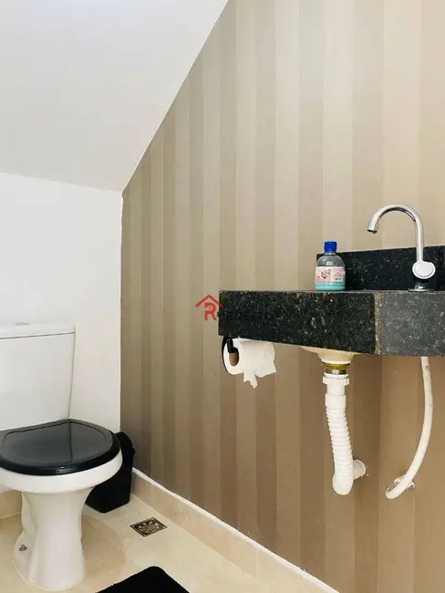 Foto 8 de Casa de Condomínio com 2 quartos à venda, 100m2 em Maracanã, Praia Grande - SP