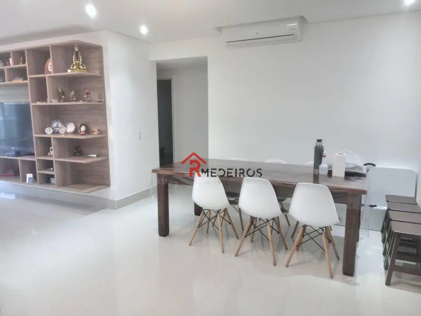 Foto 6 de Apartamento com 4 quartos à venda, 162m2 em Canto do Forte, Praia Grande - SP