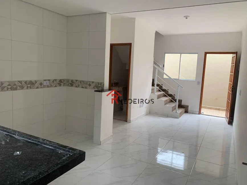 Foto 1 de Sobrado com 2 quartos à venda, 59m2 em Mirim, Praia Grande - SP