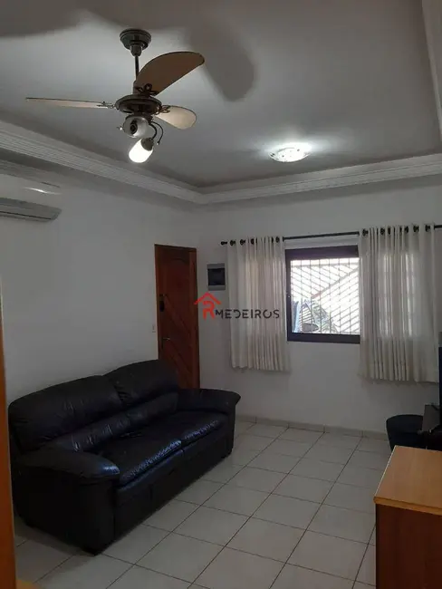 Foto 2 de Casa com 3 quartos à venda em Aviação, Praia Grande - SP