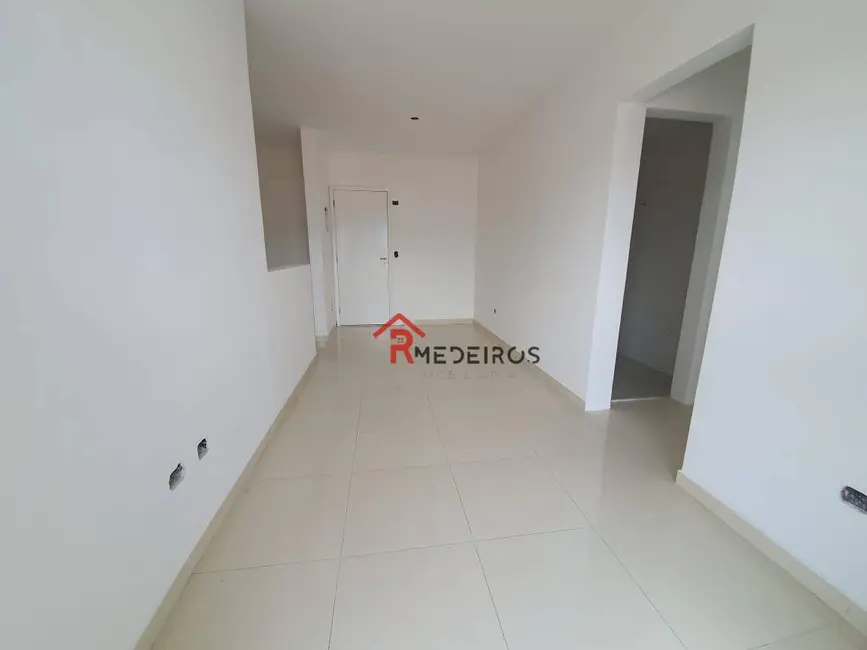 Foto 3 de Apartamento com 1 quarto à venda, 45m2 em Maracanã, Praia Grande - SP