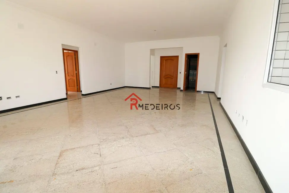 Foto 2 de Cobertura com 4 quartos à venda, 366m2 em Canto do Forte, Praia Grande - SP