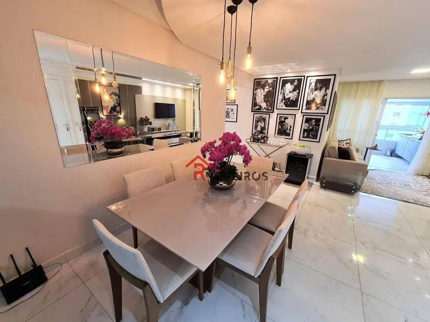 Apartamento com 3 quartos à venda, 138m2 em Praia Grande - SP - imagem 5 Foto 5 de Apartamento com 3 quartos à venda, 138m2 em Praia Grande - SP