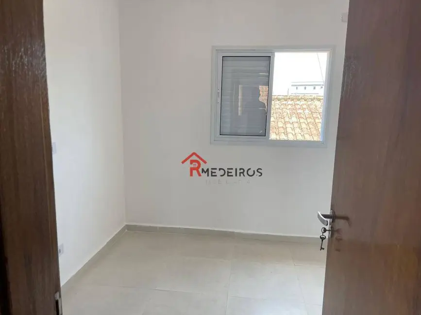 Foto 8 de Casa com 2 quartos à venda, 49m2 em Maracanã, Praia Grande - SP