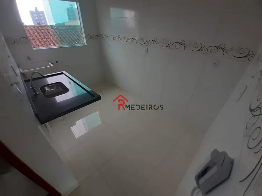 Casa de Condomínio com 2 quartos à venda, 43m2 em Maracanã, Praia Grande - SP - imagem 3 Foto 3 de Casa de Condomínio com 2 quartos à venda, 43m2 em Maracanã, Praia Grande - SP