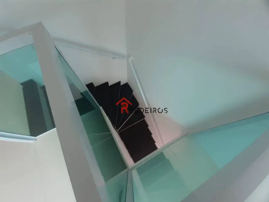 Casa de Condomínio com 2 quartos à venda, 43m2 em Maracanã, Praia Grande - SP - imagem 8 Foto 8 de Casa de Condomínio com 2 quartos à venda, 43m2 em Maracanã, Praia Grande - SP