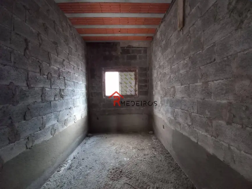 Foto 5 de Casa de Condomínio com 2 quartos à venda, 52m2 em Praia Grande - SP