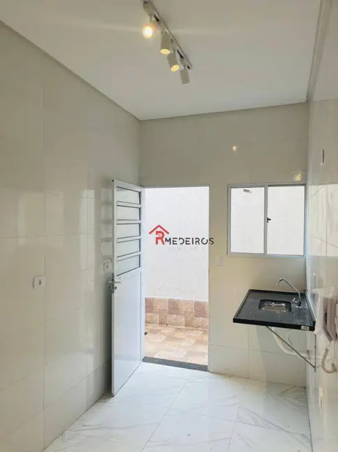 Casa com 2 quartos à venda, 59m2 em Caiçara, Praia Grande - SP - imagem 7 Foto 7 de Casa com 2 quartos à venda, 59m2 em Caiçara, Praia Grande - SP