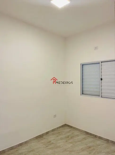 Casa com 2 quartos à venda, 59m2 em Caiçara, Praia Grande - SP - imagem 8 Foto 8 de Casa com 2 quartos à venda, 59m2 em Caiçara, Praia Grande - SP