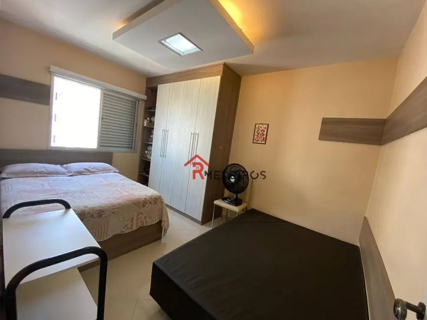 Cobertura com 3 quartos à venda, 255m2 em Tupi, Praia Grande - SP - imagem 9 Foto 9 de Cobertura com 3 quartos à venda, 255m2 em Tupi, Praia Grande - SP
