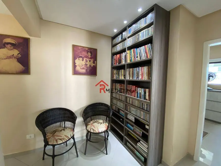 Cobertura com 3 quartos à venda, 255m2 em Tupi, Praia Grande - SP - imagem 5 Foto 5 de Cobertura com 3 quartos à venda, 255m2 em Tupi, Praia Grande - SP