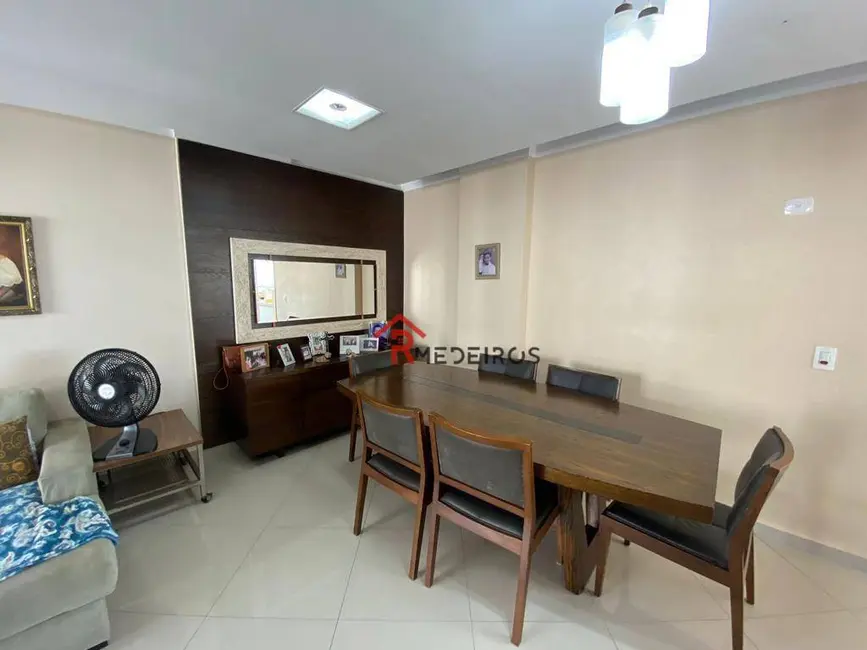 Cobertura com 3 quartos à venda, 255m2 em Tupi, Praia Grande - SP - imagem 3 Foto 3 de Cobertura com 3 quartos à venda, 255m2 em Tupi, Praia Grande - SP